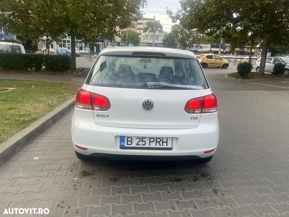 Volkswagen Golf - 4