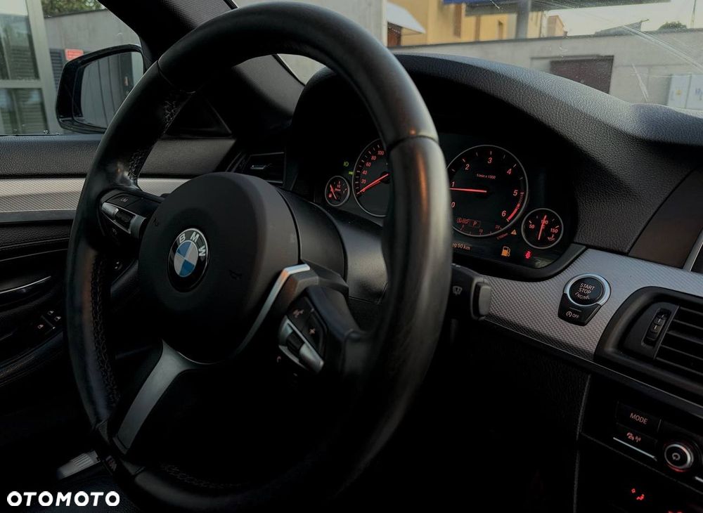 BMW Seria 5 520d Touring M Sport Edition - 24