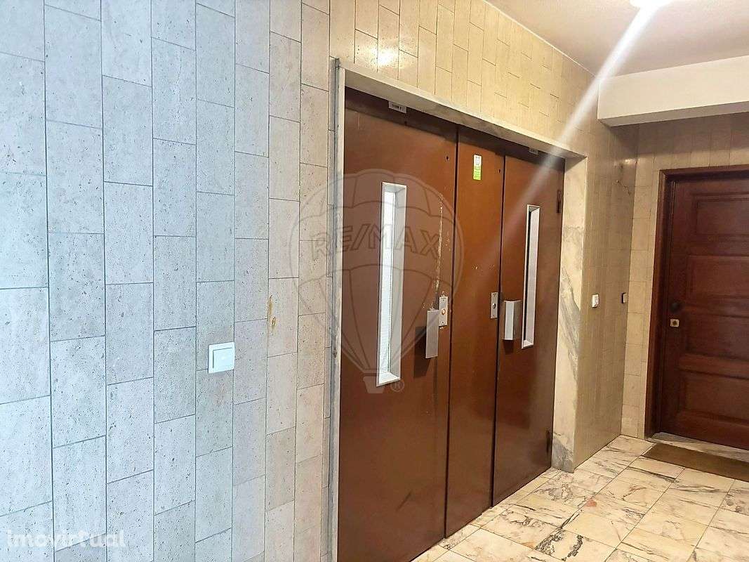 Apartamento T4 para venda - Grande imagem: 3/35