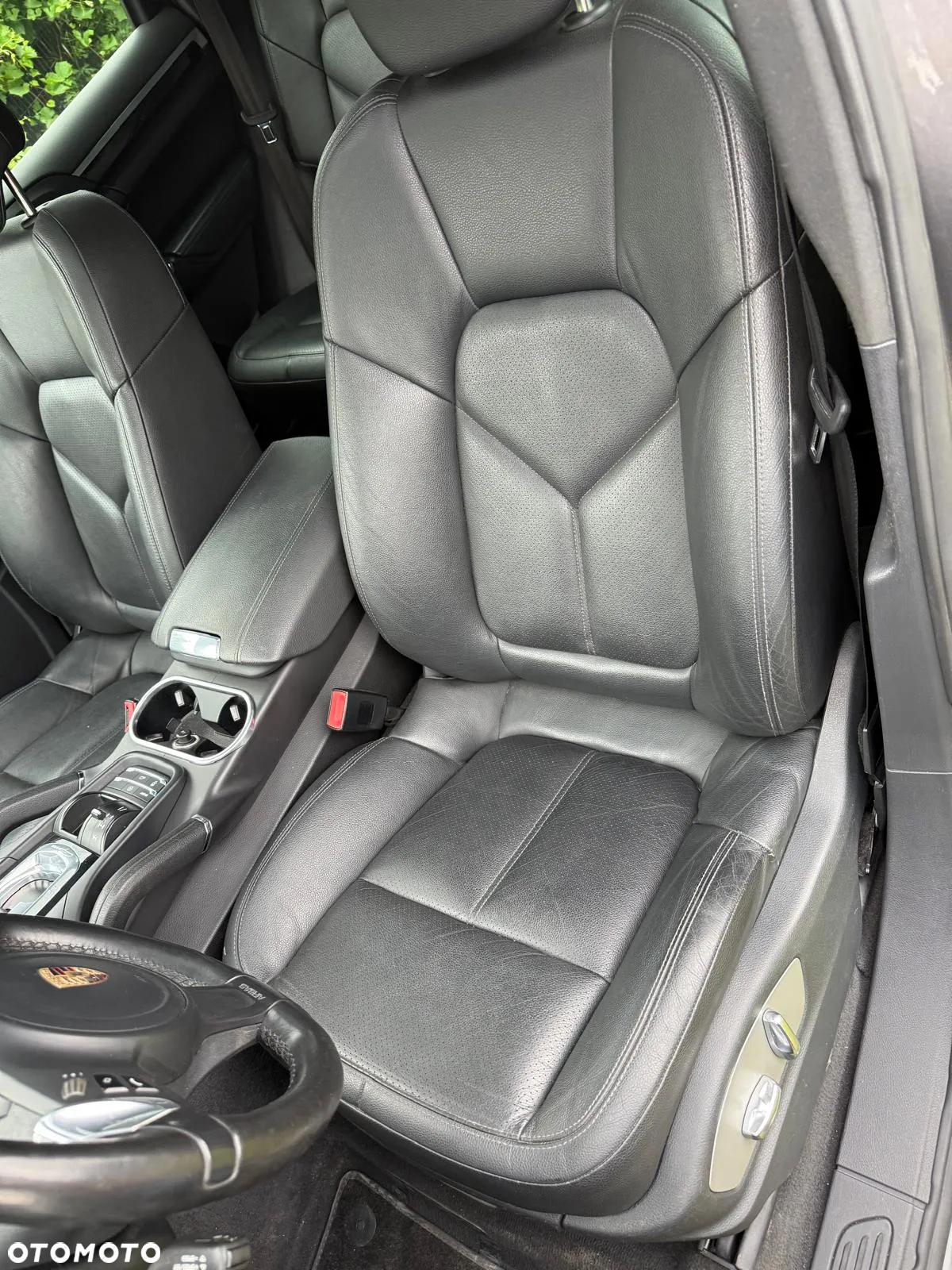 Porsche Cayenne Standard - 12