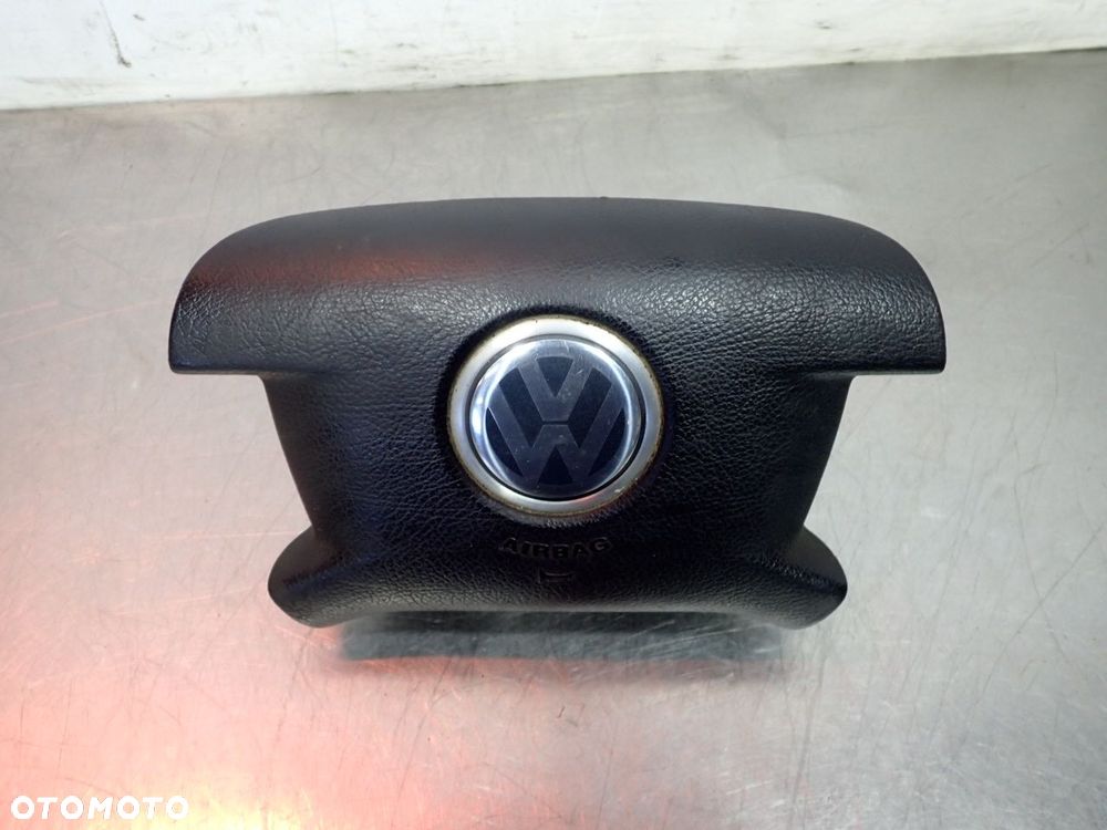 PODUSZKA KIEROWCY VOLKSWAGEN T5 7H0880201H - 1
