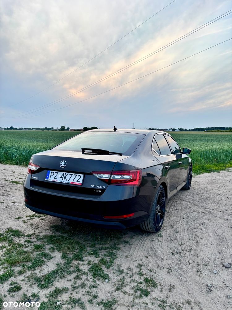 Skoda Superb 2.0 TDI 4x4 Ambition DSG - 3