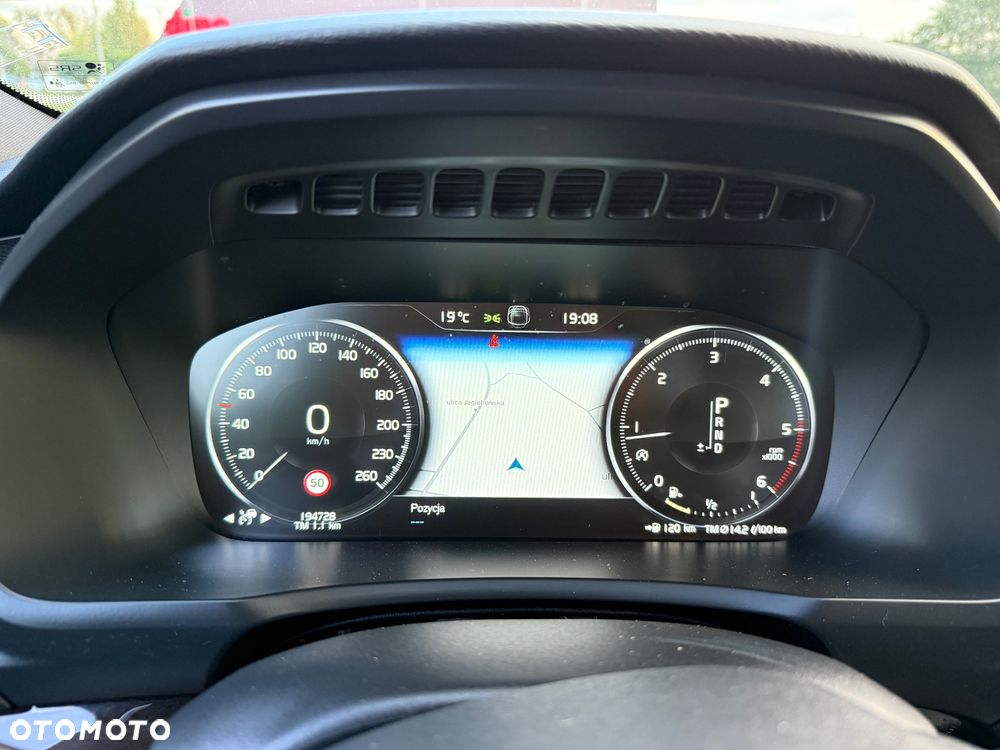 Volvo XC 90 - 28
