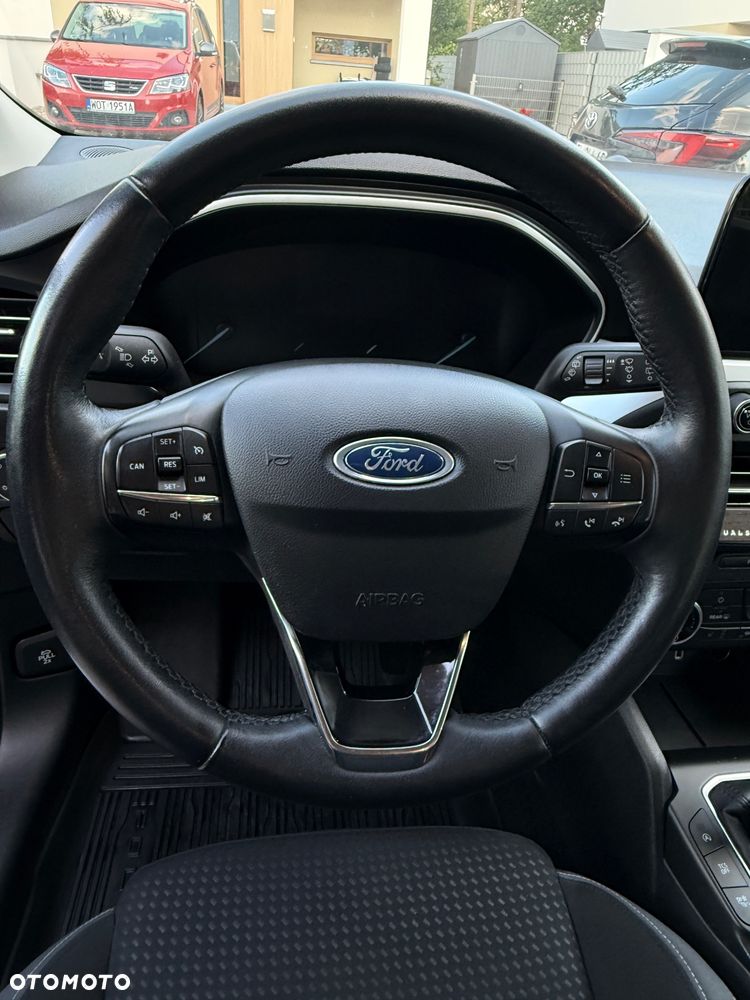 Ford Focus 1.0 EcoBoost Trend Edition Business - 32