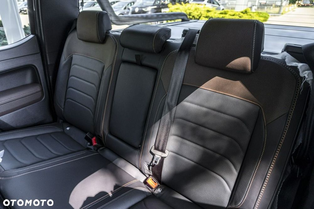Volkswagen Amarok - 17