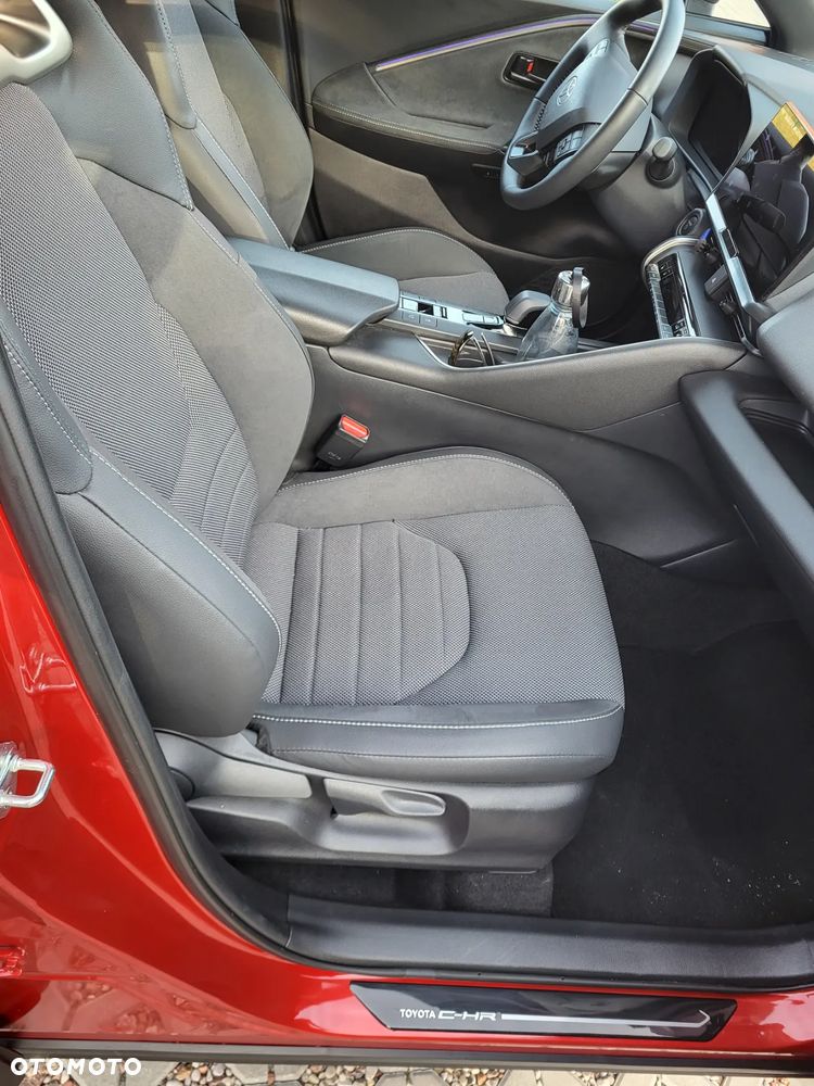 Toyota C-HR - 10