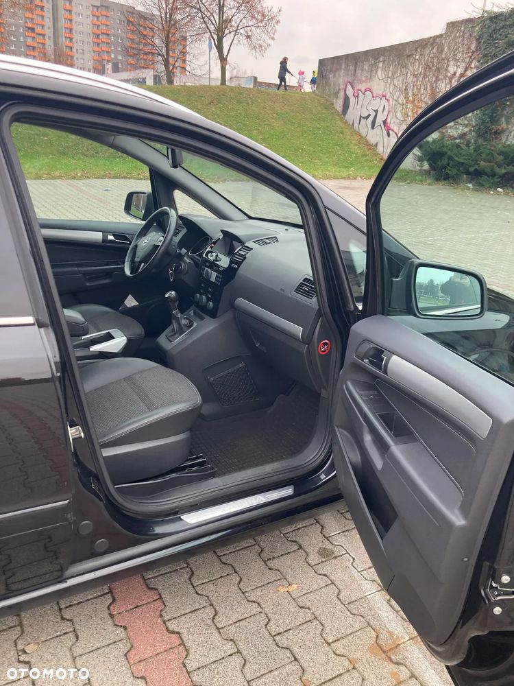 Opel Zafira 1.8 Easytronic Cosmo - 11