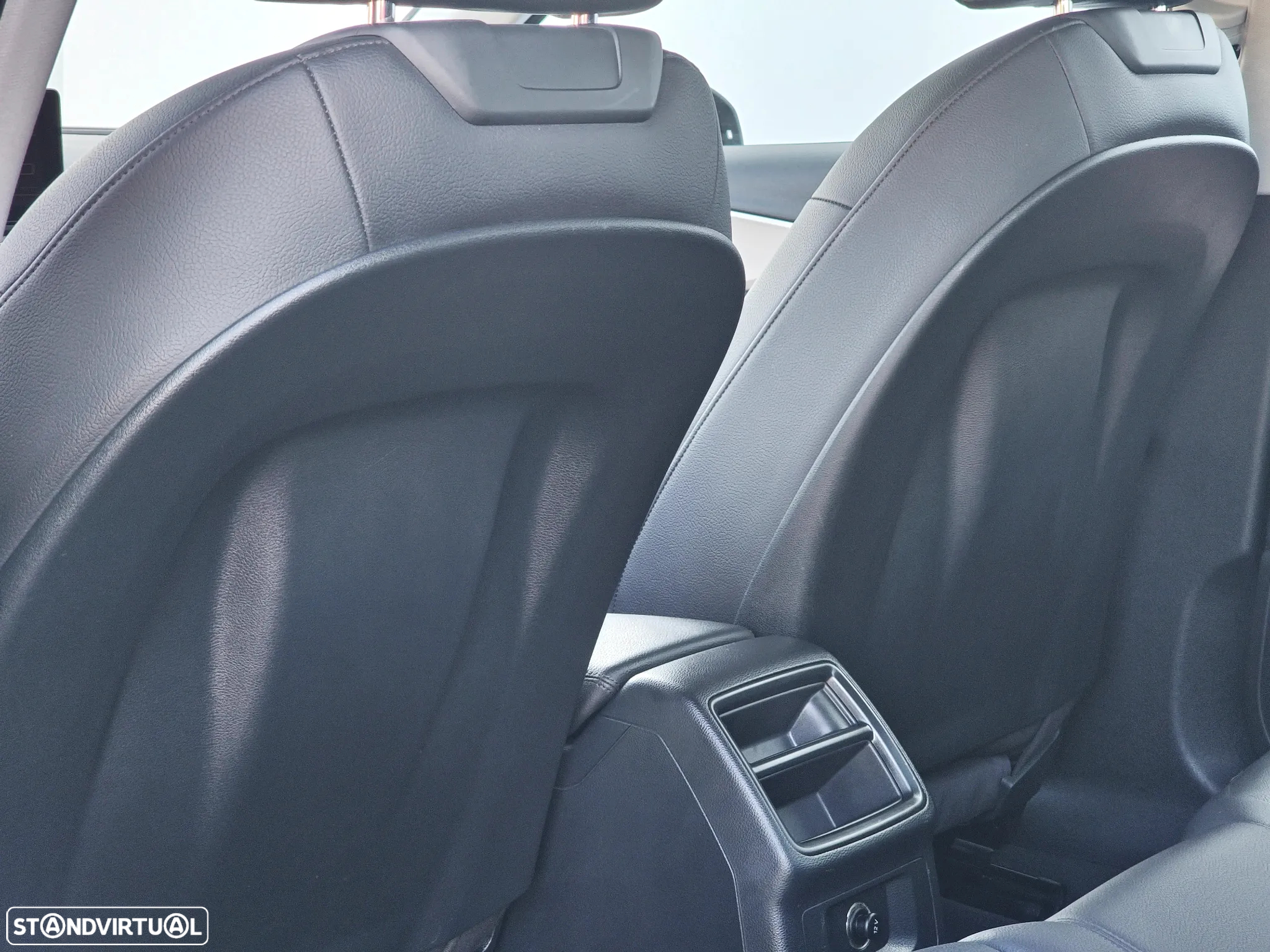 Audi A4 2.0 TDI Business Line S-line - 33
