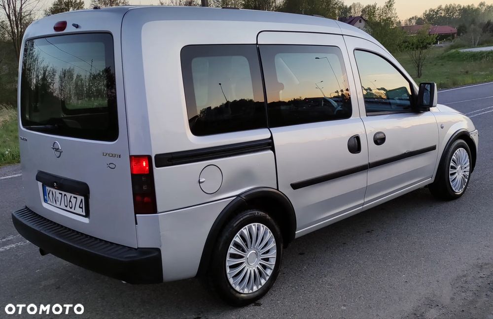 Opel Combo Tour - 4