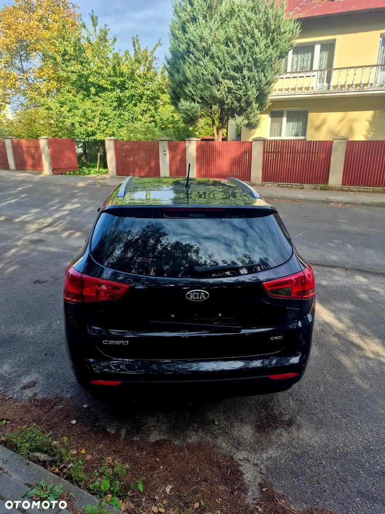 Kia Ceed 1.6 CRDi S - 10