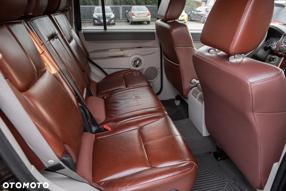 Jeep Commander 5.7 V8 HEMI Automatik Limited - 29