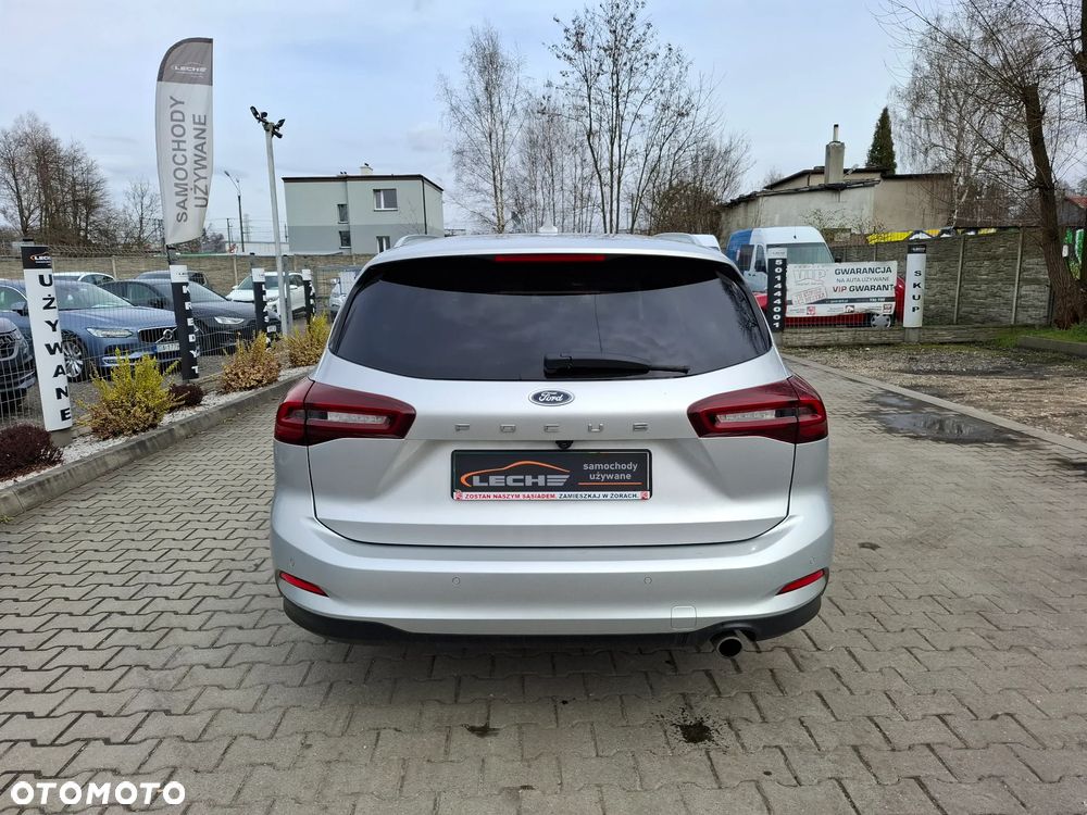Ford Focus SW - 28