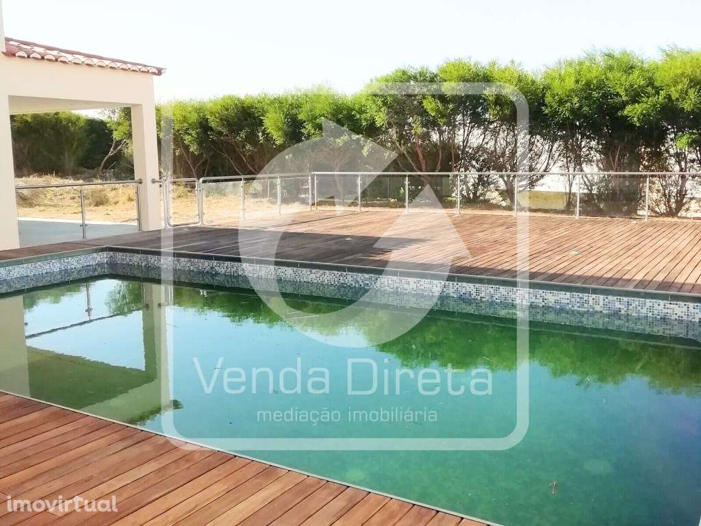 Moradia de luxo T4 com piscina no Belas Clube de Campo, em Sintra. - Grande imagem: 3/28