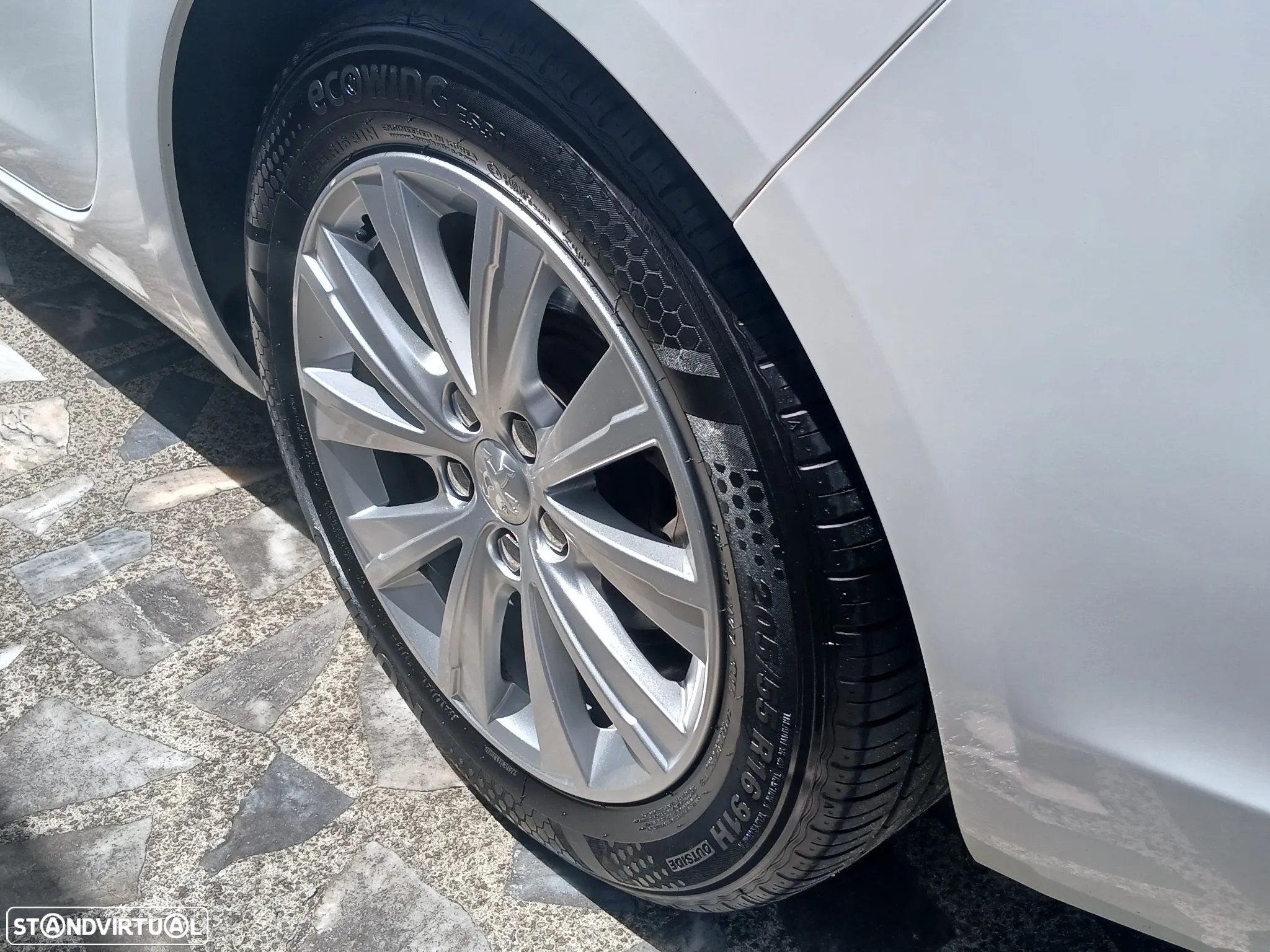 Peugeot 308 SW 1.5 BlueHDi Style - 9