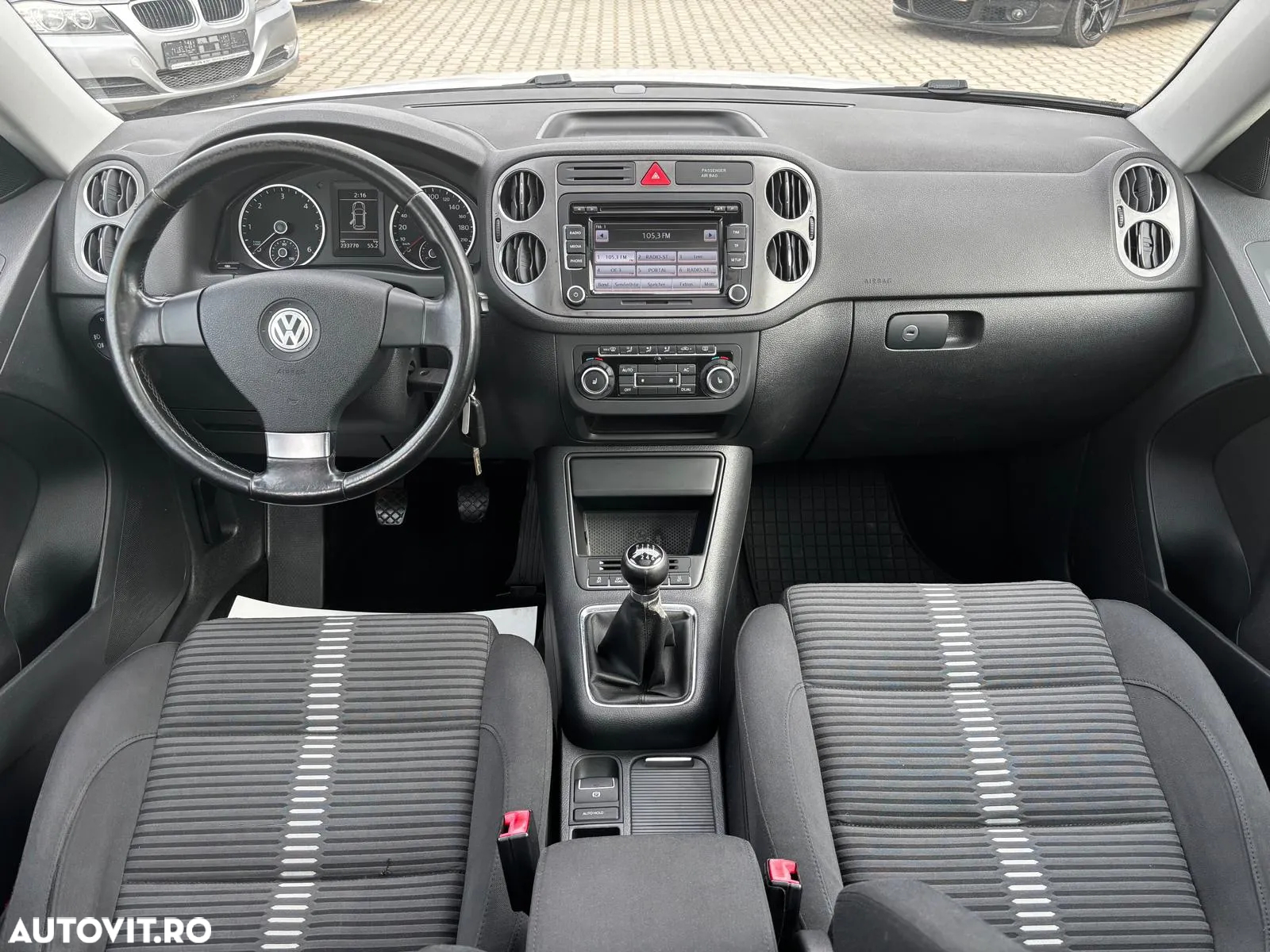 Volkswagen Tiguan - 6