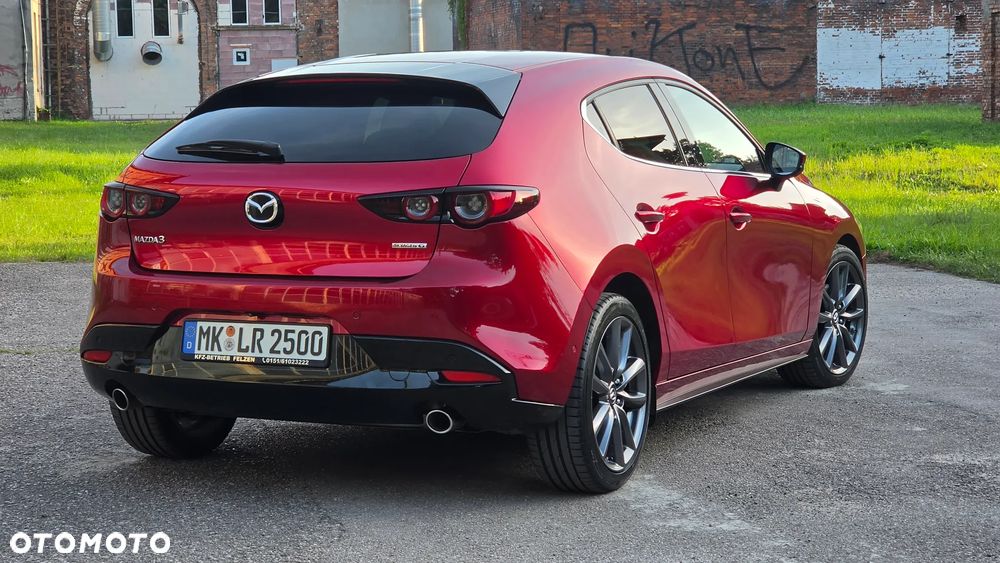 Mazda 3 2.0 mHEV Hikari - 11