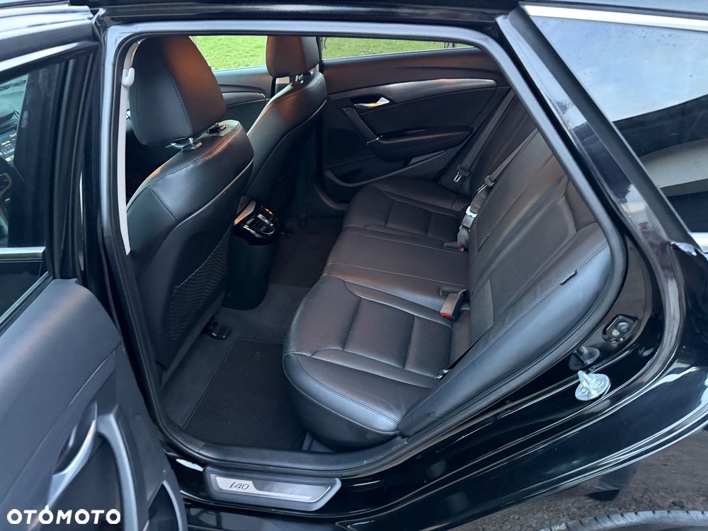 Hyundai i40 Kombi 1.7 CRDi Premium - 18