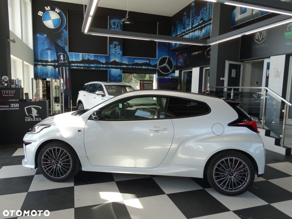Toyota Yaris - 5