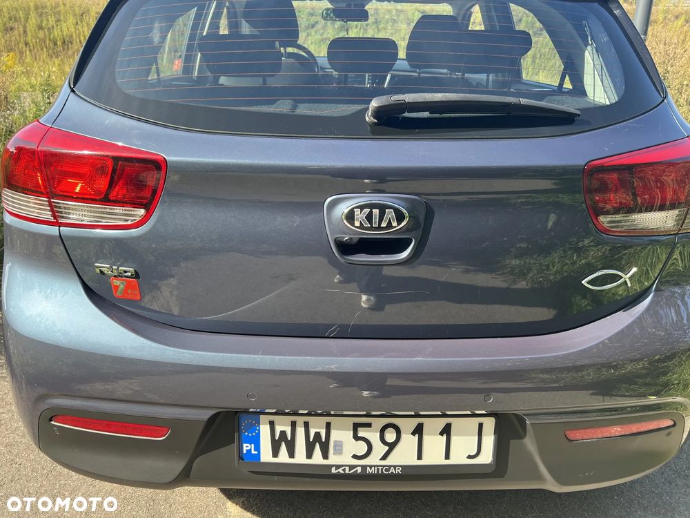 Kia Rio 1.2 L - 7