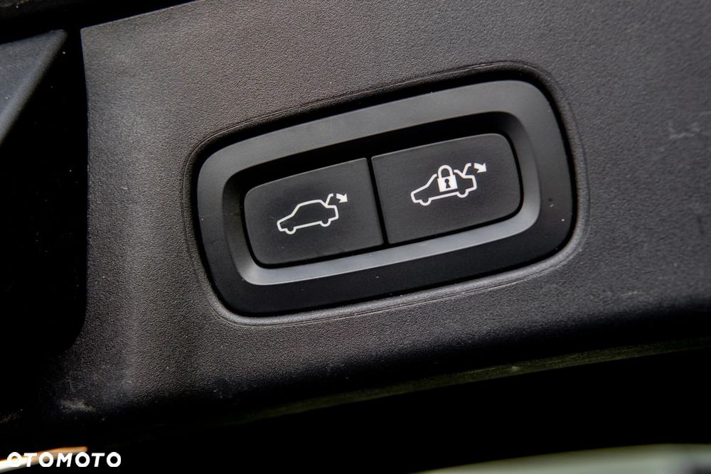 Volvo V90 D4 Inscription - 34