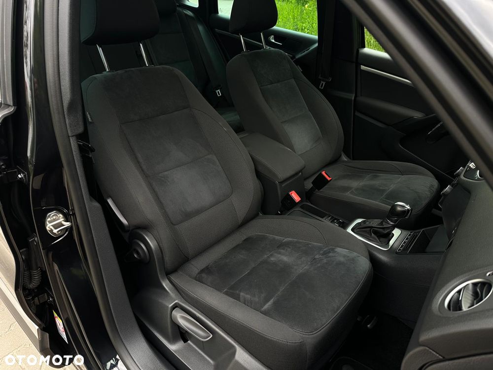 Volkswagen Tiguan 2.0 TDI DPF 4Motion BlueMotion Technology DSG Sport & Style - 22