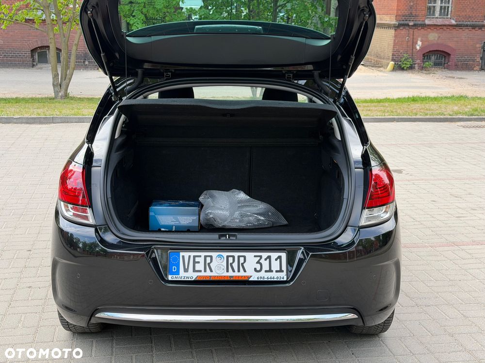 Citroën C4 e-HDi 115 Exclusive - 15