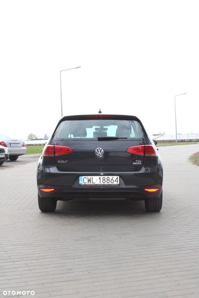 Volkswagen Golf - 3