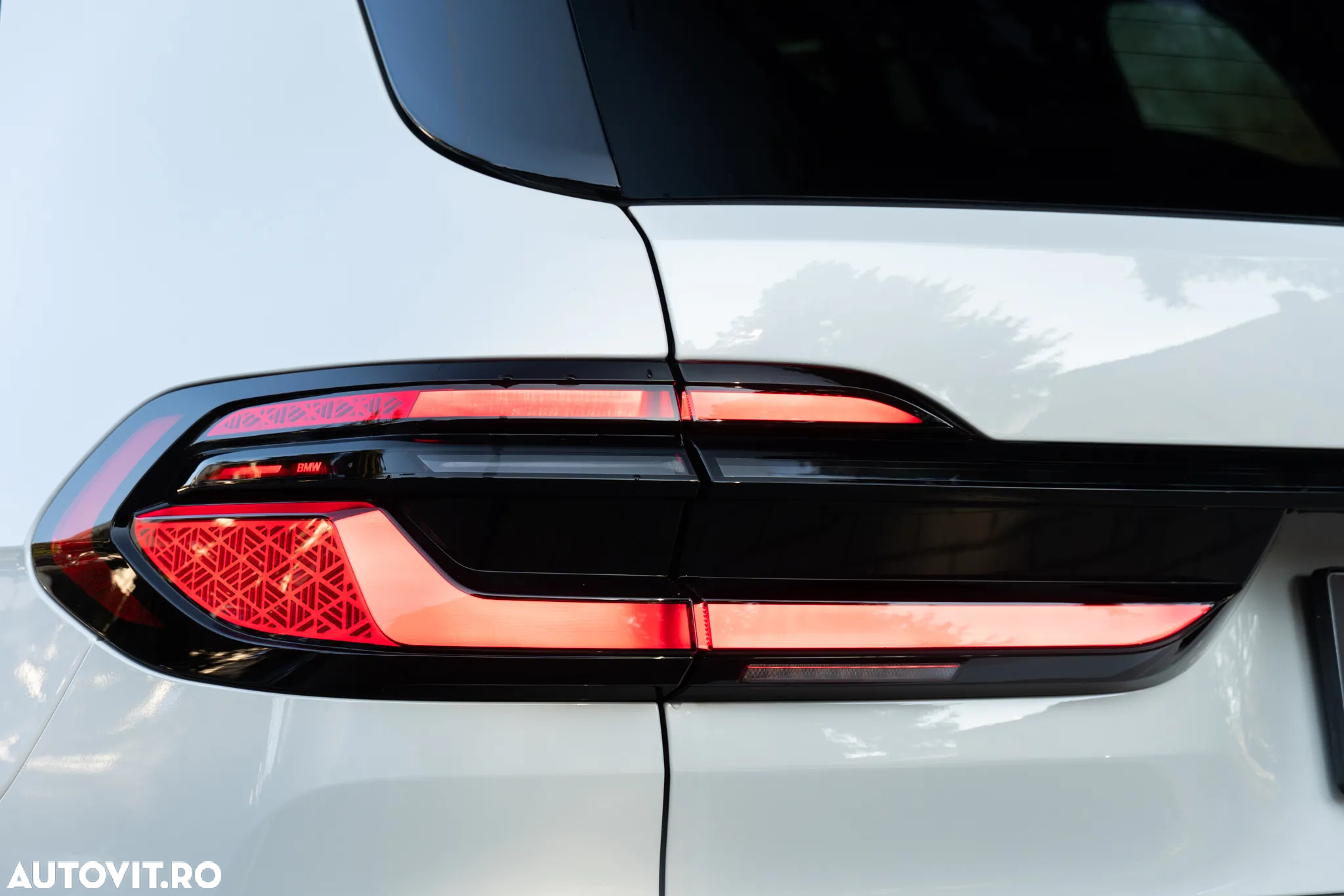 BMW X7 xDrive40i AT MHEV - 32