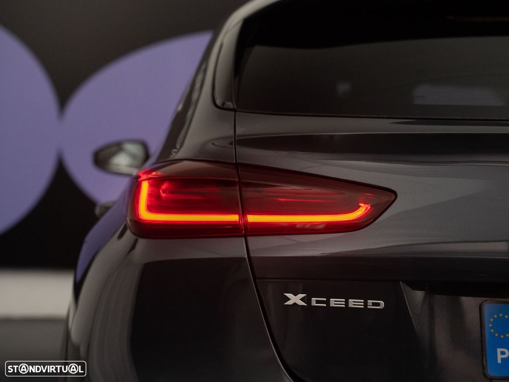 Kia XCeed 1.6 GDi PHEV Tech - 11