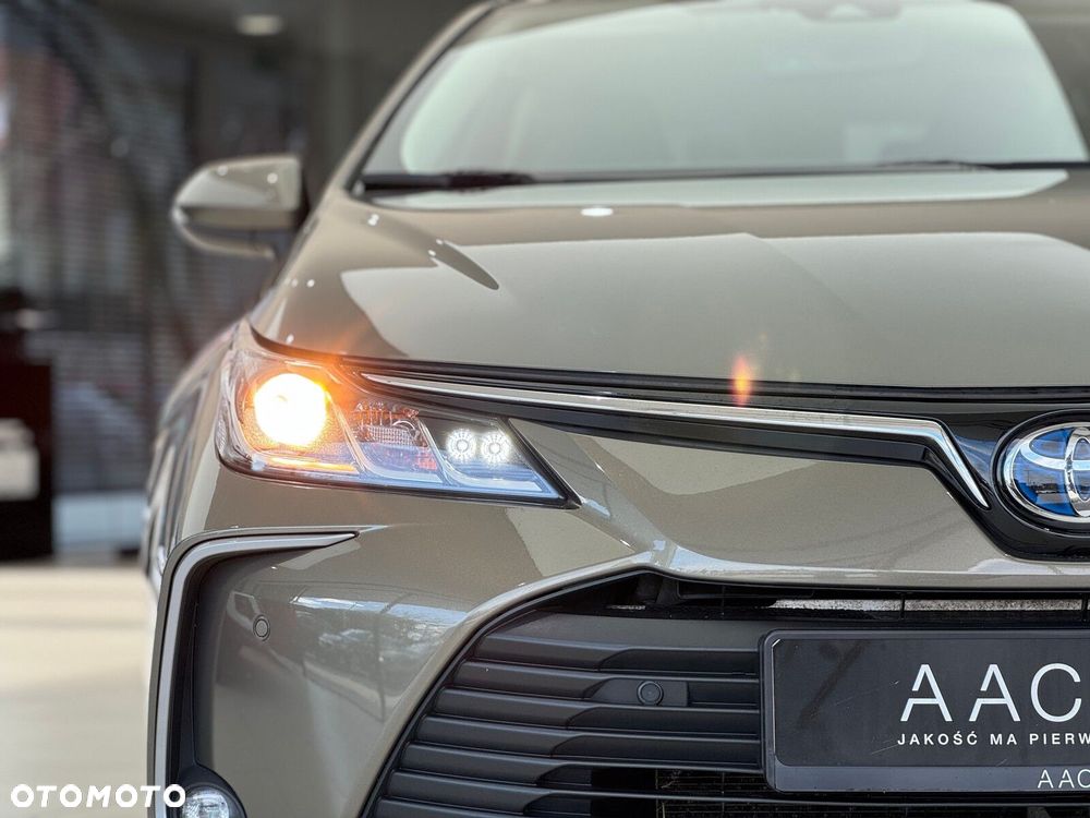 Toyota Corolla 1.8 Hybrid Comfort - 40
