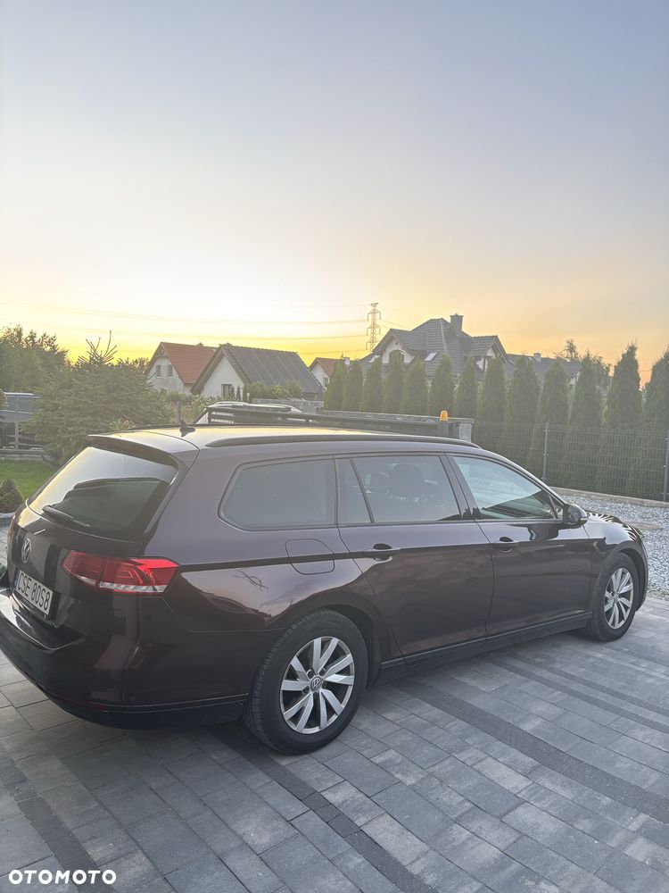 Volkswagen Passat - 5