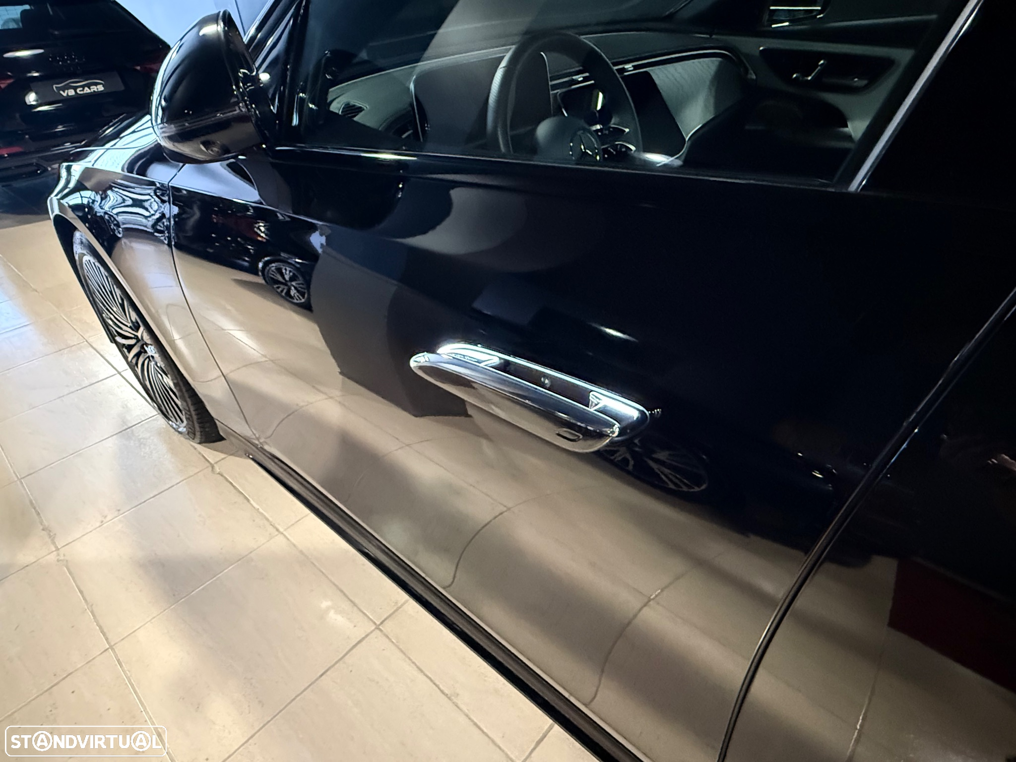 Mercedes-Benz E 300 Standard - 16