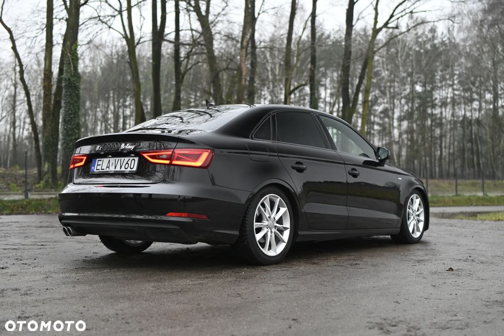 Audi A3 Limousine 2.0 TDI S line Sportpaket - 5