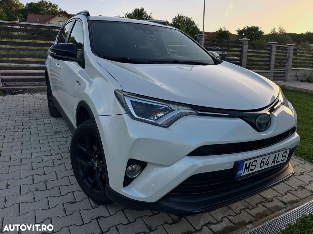Toyota RAV4 - 1