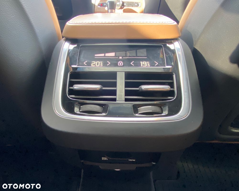 Volvo XC 90 - 34