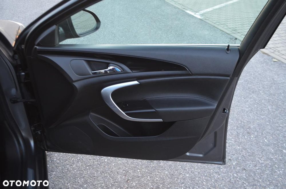 Opel Insignia 2.0 CDTI Sport - 22