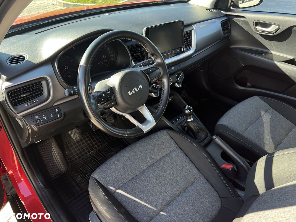 Kia Stonic 1.2 L - 9