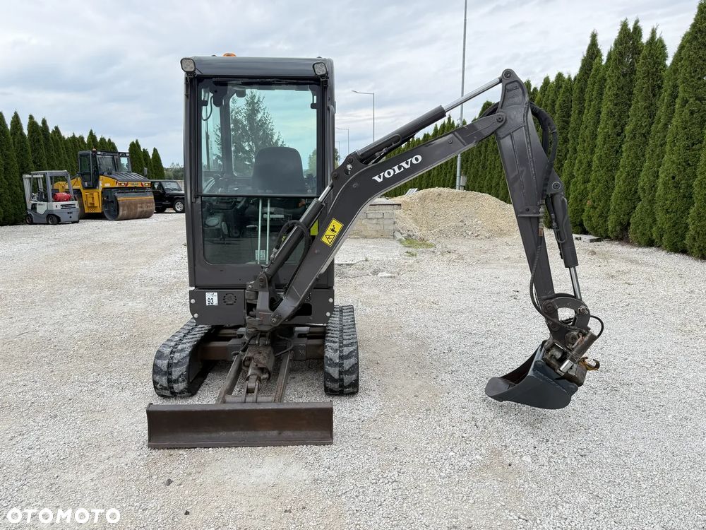 Volvo EC18D EC 18 D / Z NIEMIEC / PIĘKNA / POWERTILT / 2017 ROK / ORYGINAŁ / 15 16 17 20 22 301.6 301.8 VIO PC KX 018 19C 16C 18-3 - 30