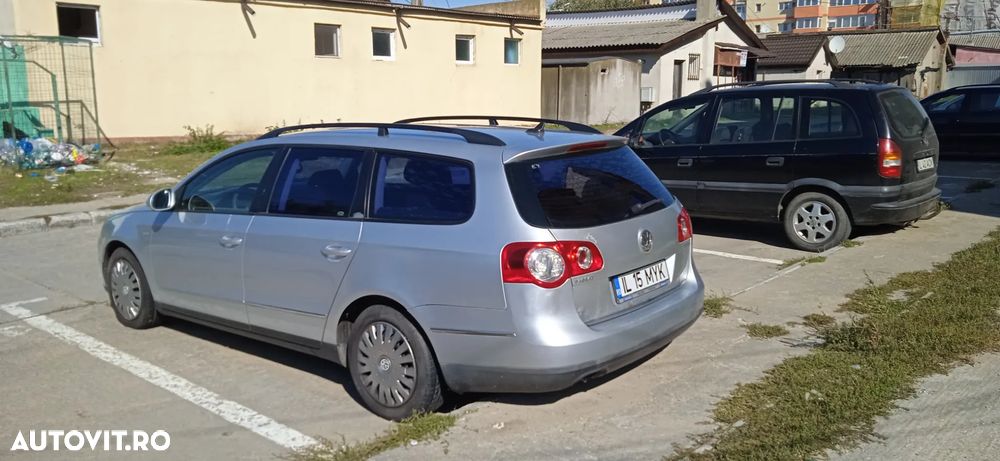 Volkswagen Passat Variant 1.9 TDI DPF BlueMotion - 5