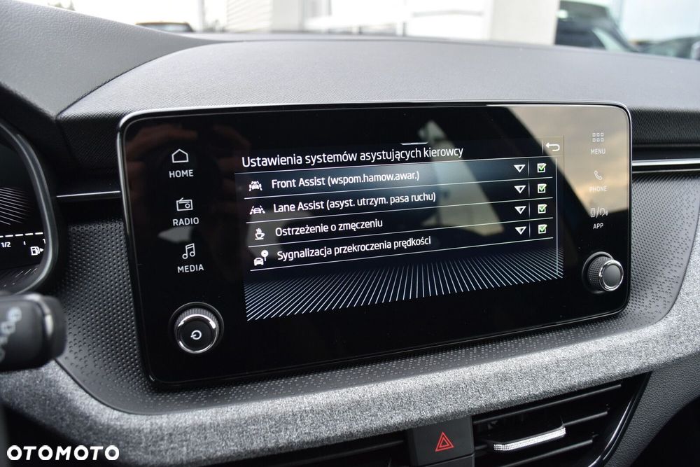 Skoda Kamiq 1.0 TSI Selection DSG - 19