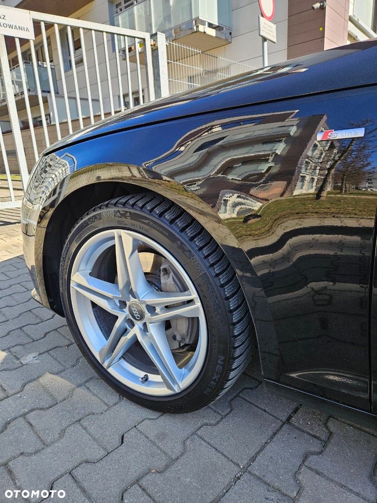 Audi A4 Avant 2.0 TDI Quattro S tronic - 11