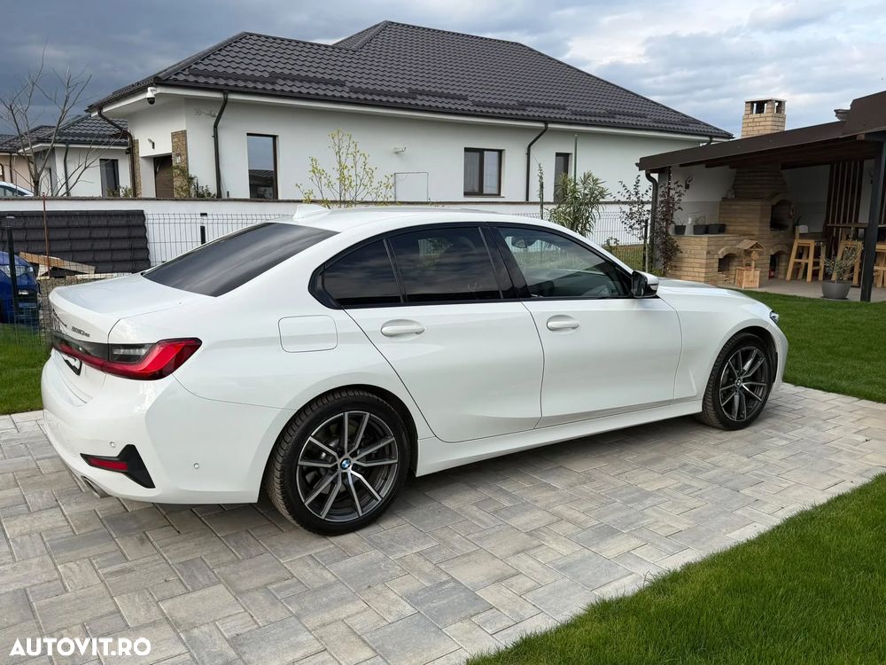 BMW Seria 3 330e Aut. M Sport - 5