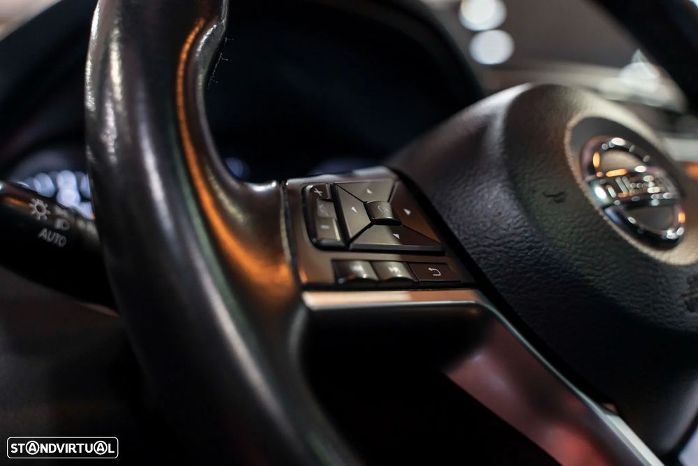 Nissan Qashqai 1.3 DIG-T N-Connecta J18 - 7