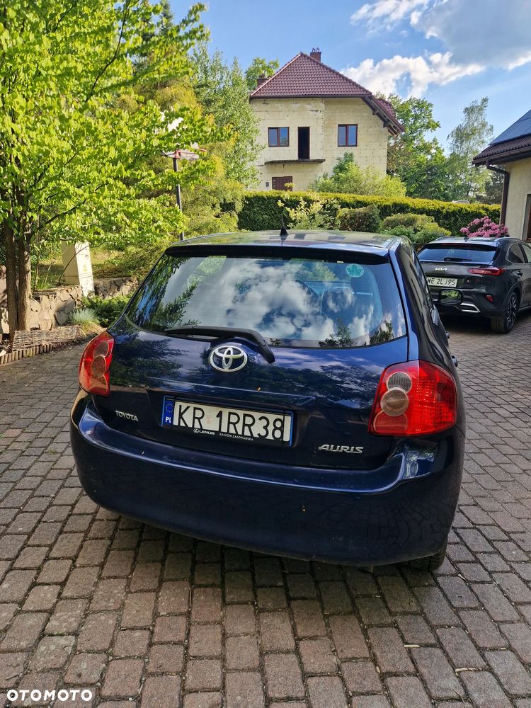 Toyota Auris - 4
