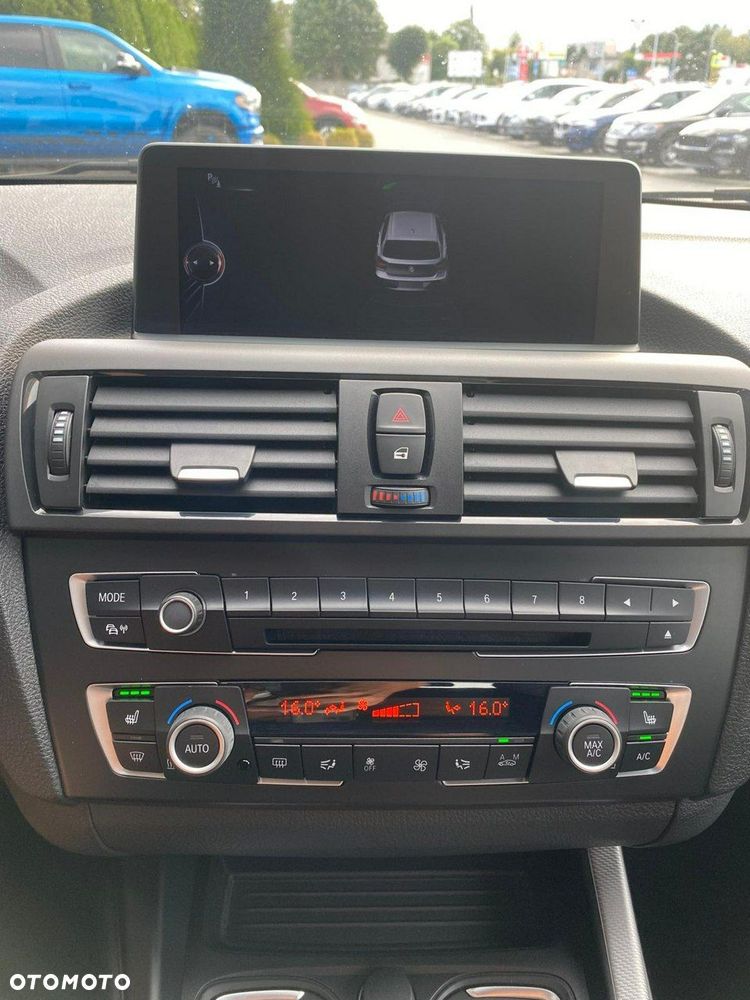 BMW Seria 1 116d Sport Line - 11