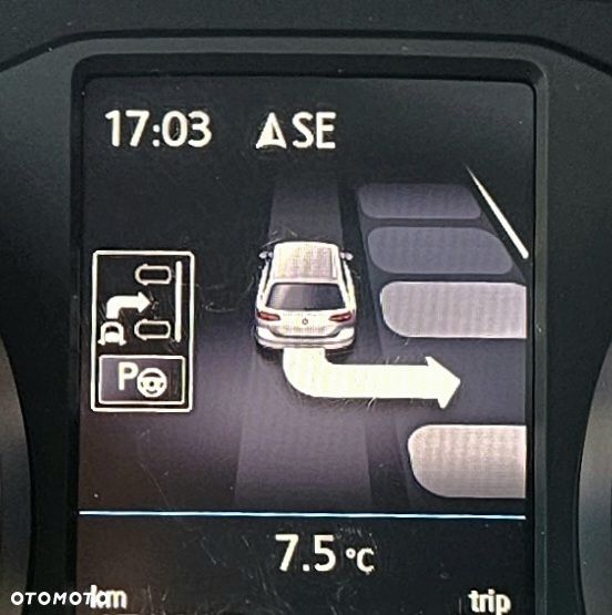 Volkswagen Passat 2.0 TDI (BlueMotion Technology) Highline - 31