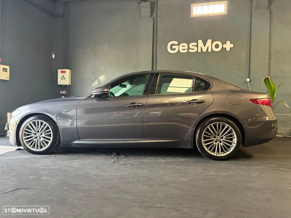 Alfa Romeo Giulia 2.2 D Super AT8 - 8