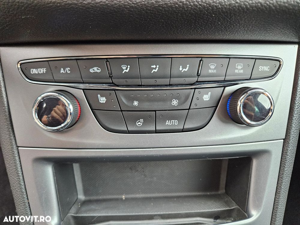 Opel Astra 1.5 Start/Stop - 9