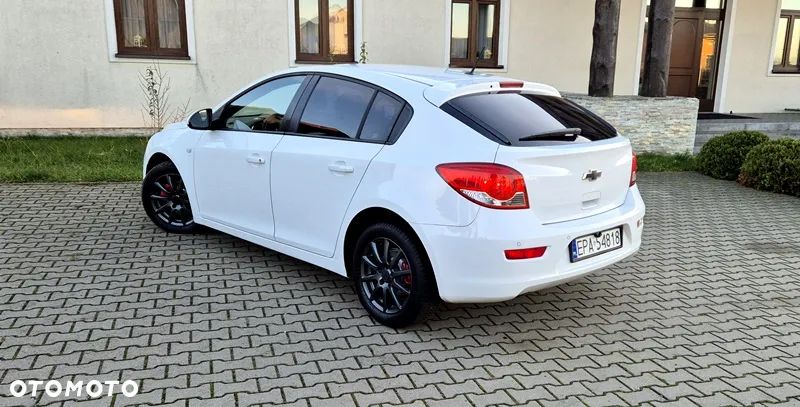 Chevrolet Cruze 1.6 LT+ - 21