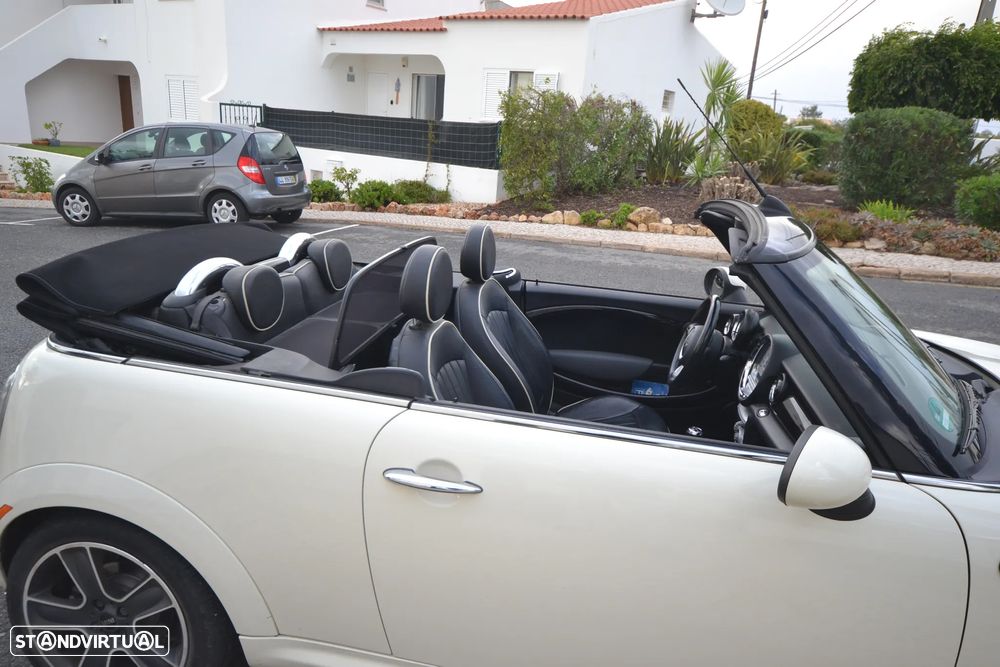 MINI Cabrio Cooper S - 13